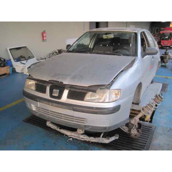 seat cordoba berlina (6k2) del año 1999