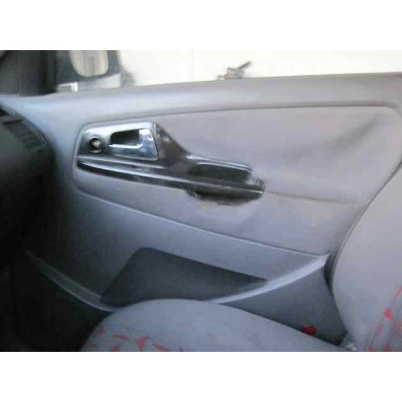seat cordoba berlina (6k2) del año 1999
