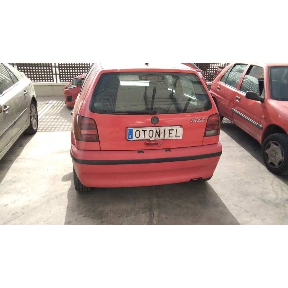 volkswagen polo berlina (6n1) del año 1998