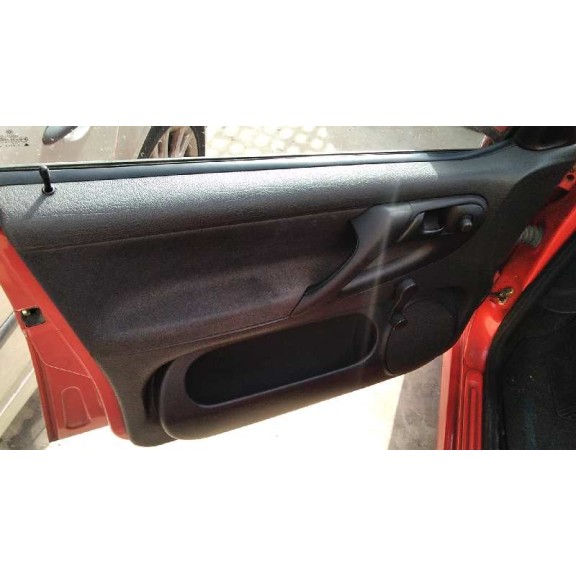 volkswagen polo berlina (6n1) del año 1998