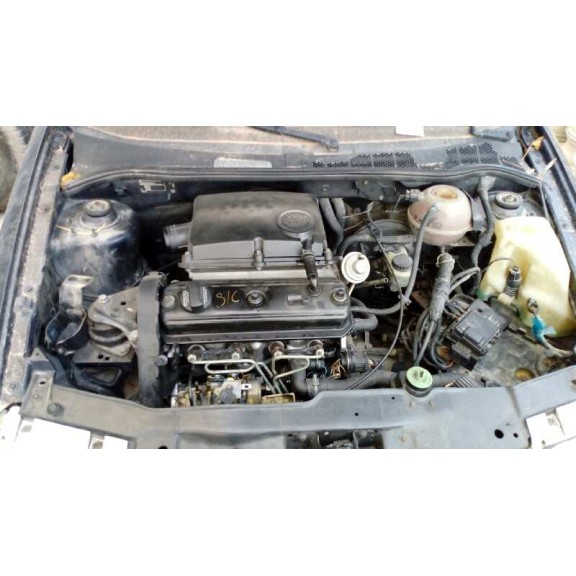 volkswagen polo berlina (6n1) del año 1998