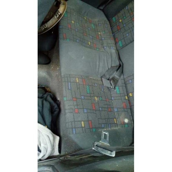 volkswagen polo berlina (6n1) del año 1998