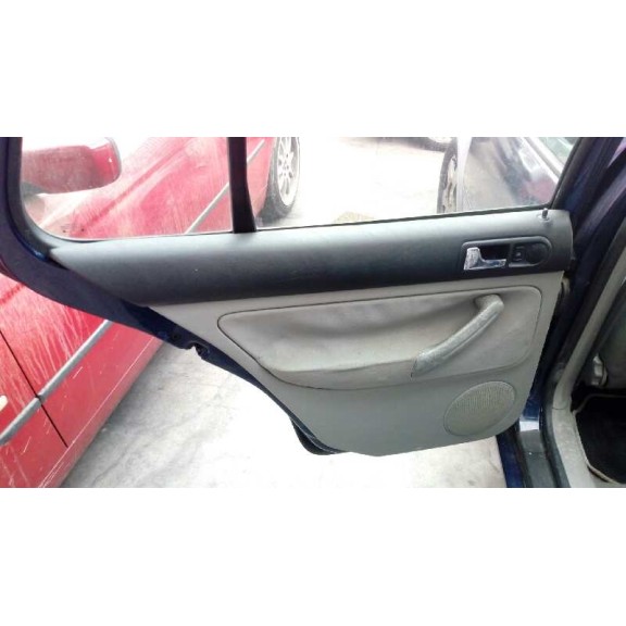 volkswagen golf iv berlina (1j1) del año 1999