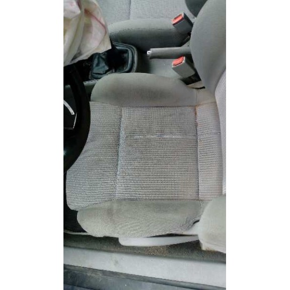 volkswagen golf iv berlina (1j1) del año 1999