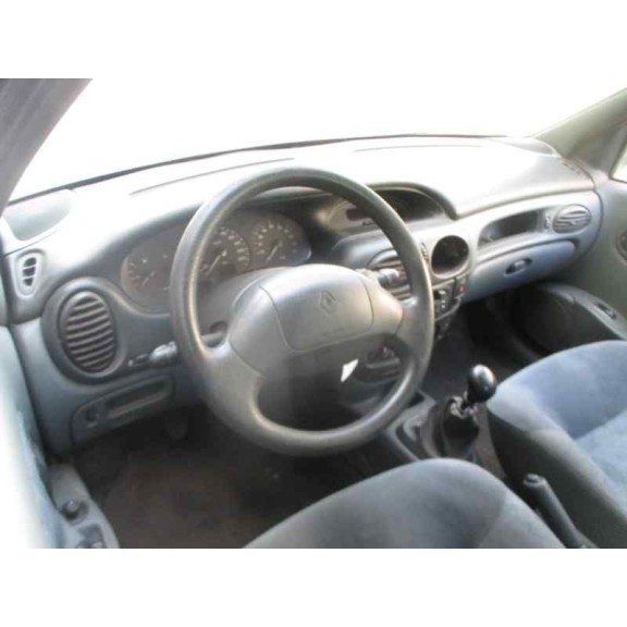 renault megane i berlina hatchback (ba0) del año 1998