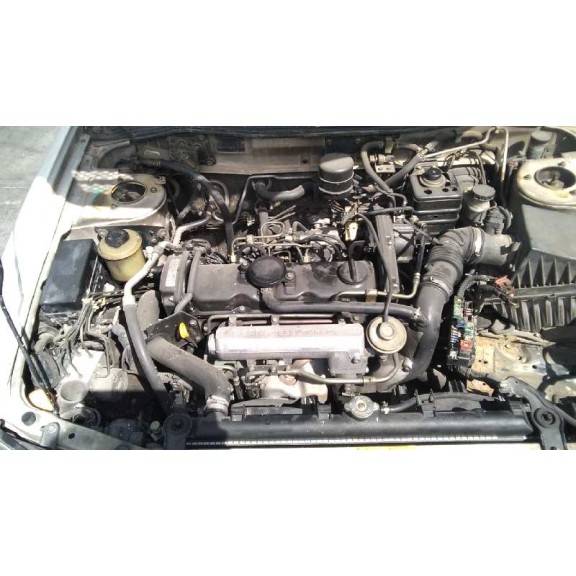 nissan primera berlina (p11) del año 1999