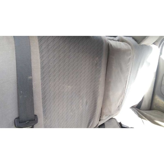 nissan primera berlina (p11) del año 1999