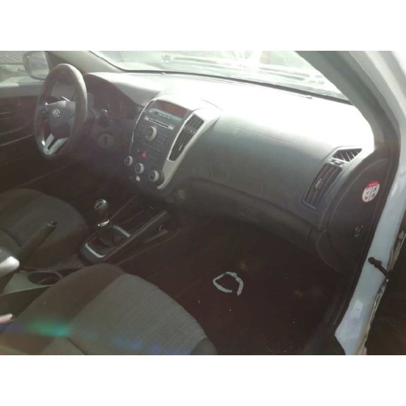 kia pro_cee´d del año 2011