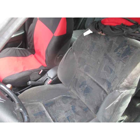 citroën xsara berlina del año 2001