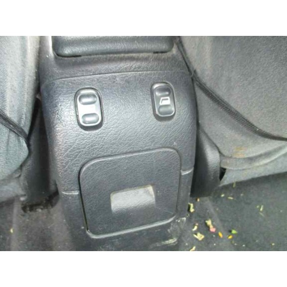 citroën xsara berlina del año 2001