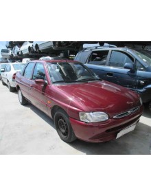 ford escort berlina/turnier del año 1995