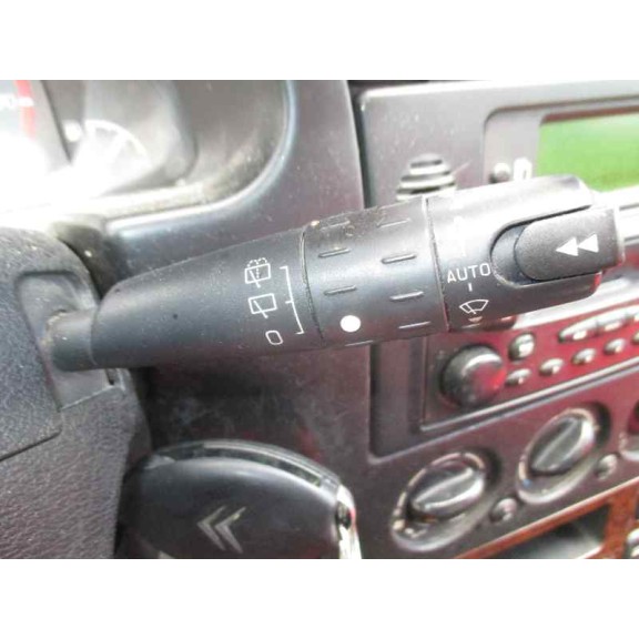 citroën xsara berlina del año 2001