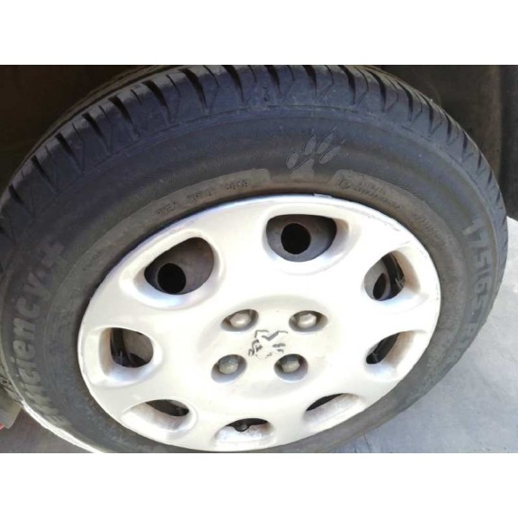 peugeot 206 berlina del año 2004