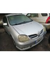 nissan almera tino (v10m) del año 2004