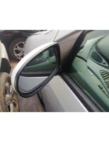 nissan almera tino (v10m) del año 2004 2