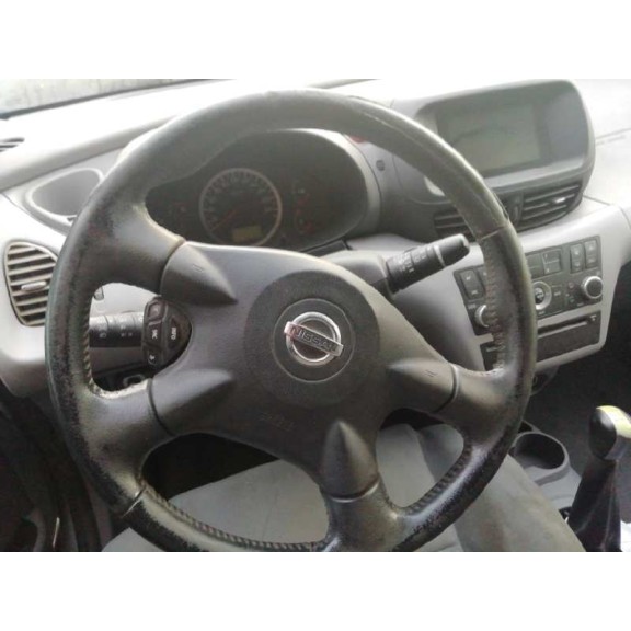 nissan almera tino (v10m) del año 2004