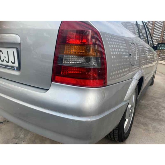 opel astra g berlina del año 2003