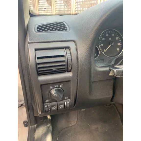 opel astra g berlina del año 2003