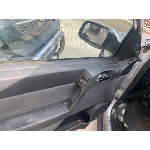 opel astra g berlina del año 2003