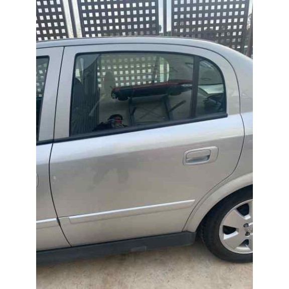 opel astra g berlina del año 2003