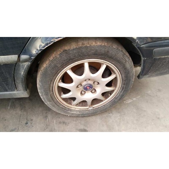 saab 9-3 berlina del año 1998