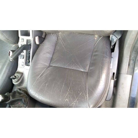 saab 9-3 berlina del año 1998