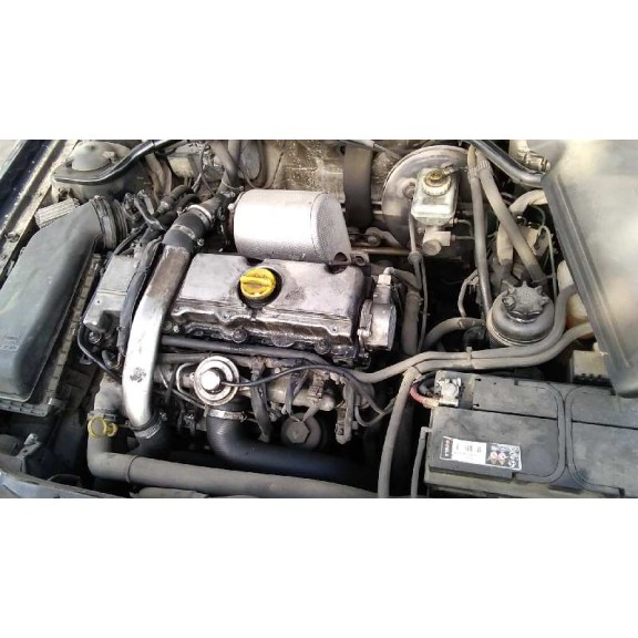 saab 9-3 berlina del año 1998