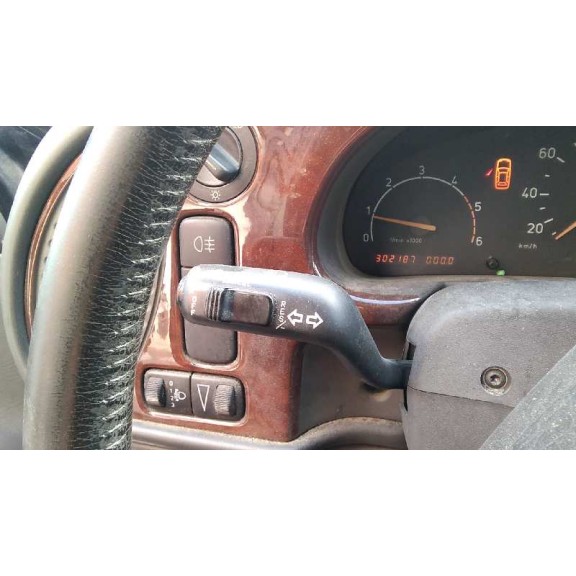 saab 9-3 berlina del año 1998