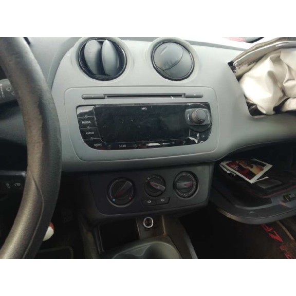 seat ibiza (6j5) del año 2012