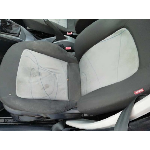 seat ibiza (6j5) del año 2012