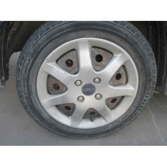 ford focus berlina (cak) del año 2003