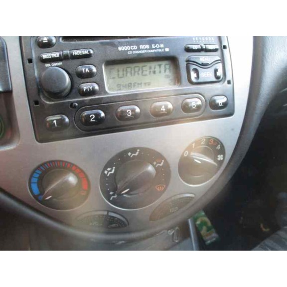 ford focus berlina (cak) del año 2003