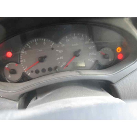 ford focus berlina (cak) del año 2003