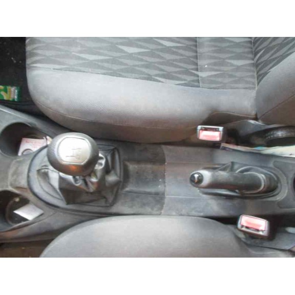 ford focus berlina (cak) del año 2003