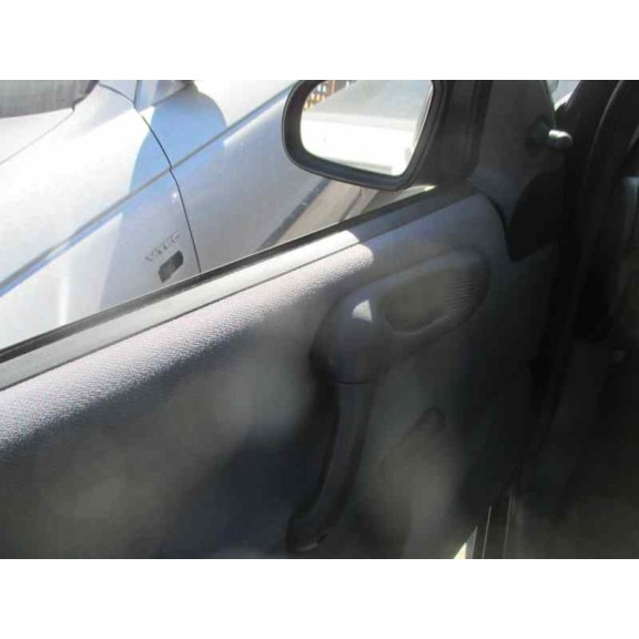 opel corsa b del año 1995