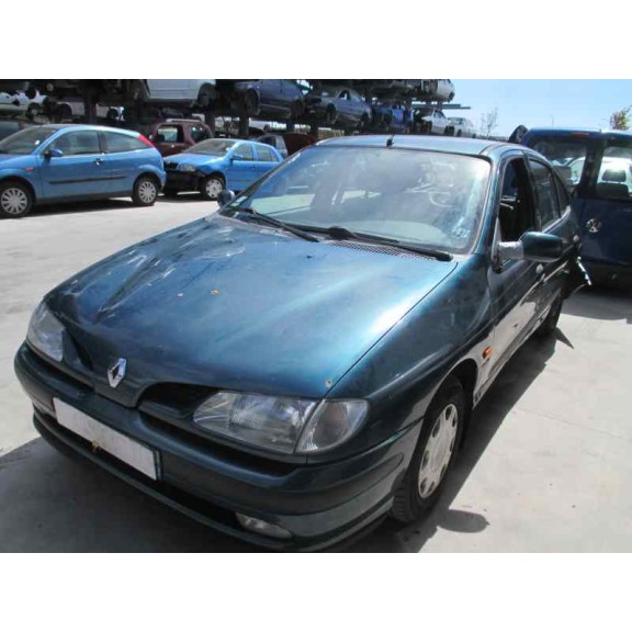 renault megane i berlina hatchback (ba0) del año 1996