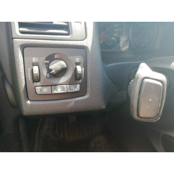 volvo c30 del año 2010