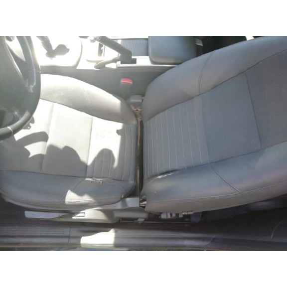 volvo c30 del año 2010