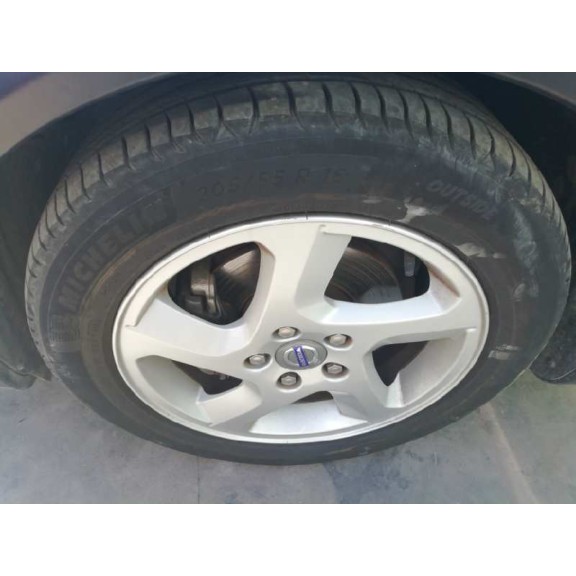 volvo c30 del año 2010