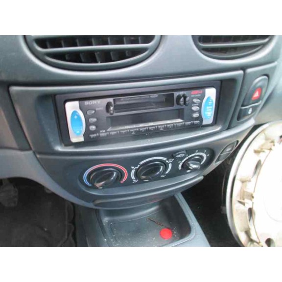 renault megane i berlina hatchback (ba0) del año 1996