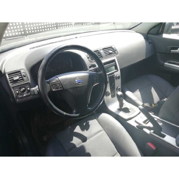 volvo c30 del año 2010