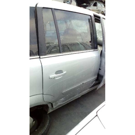 opel zafira b del año 2010