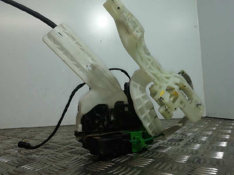 Recambio de cerradura puerta trasera izquierda para hyundai i40 comfort referencia OEM IAM 814103Z000 4 PIN 