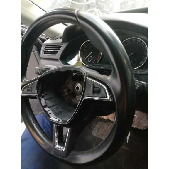 skoda superb (3v3) del año 2018