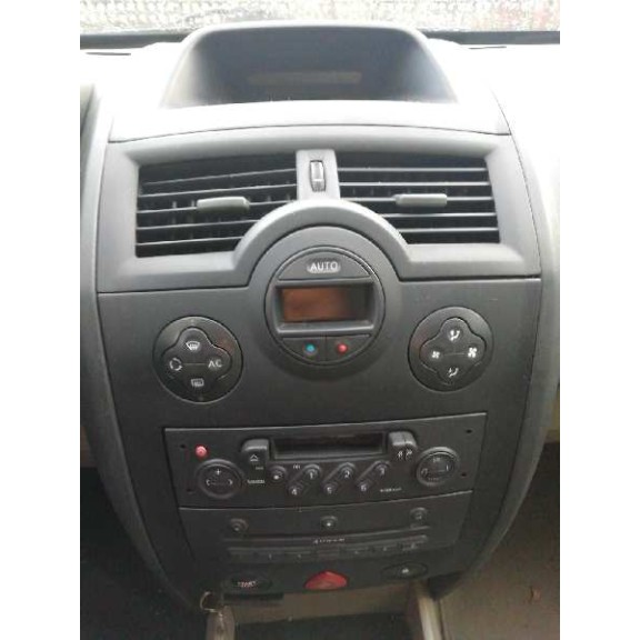 renault megane ii berlina 5p del año 2003