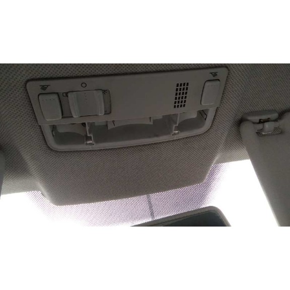 seat ibiza (6j5) del año 2012