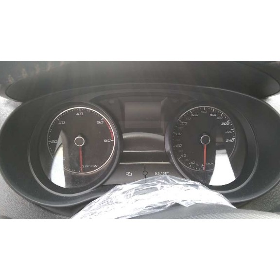 seat ibiza (6j5) del año 2012