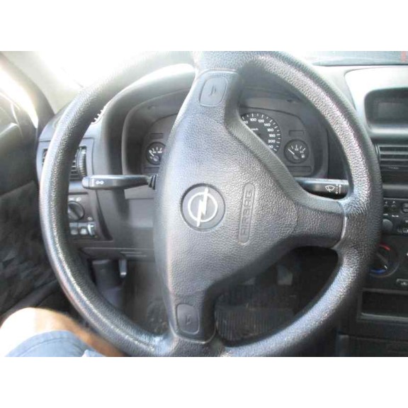 opel astra g berlina del año 1999