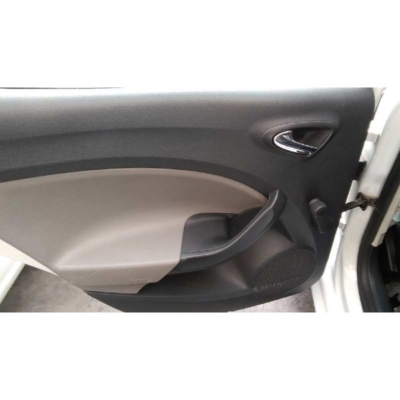 seat ibiza (6j5) del año 2012