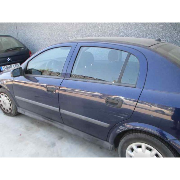 opel astra g berlina del año 1999